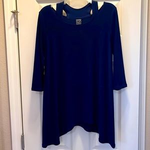 Clara Sun Woo navy top size M
